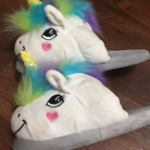 Plush Unicorn Slippers!